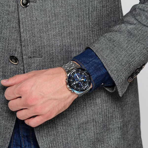 Reloj Edifice casual correa de acero inoxidable EF-539D-1A2VU - Imagen 2