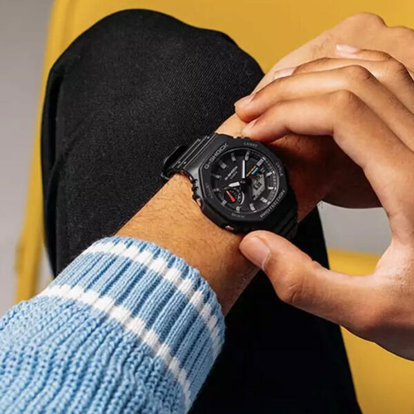Reloj G-Shock deportivo correa de resina GA-B2100-1A - Imagen 2
