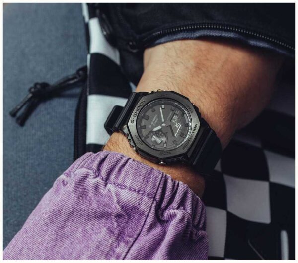 Reloj G-Shock deportivo correa de resina GM-2100BB-1A - Imagen 2
