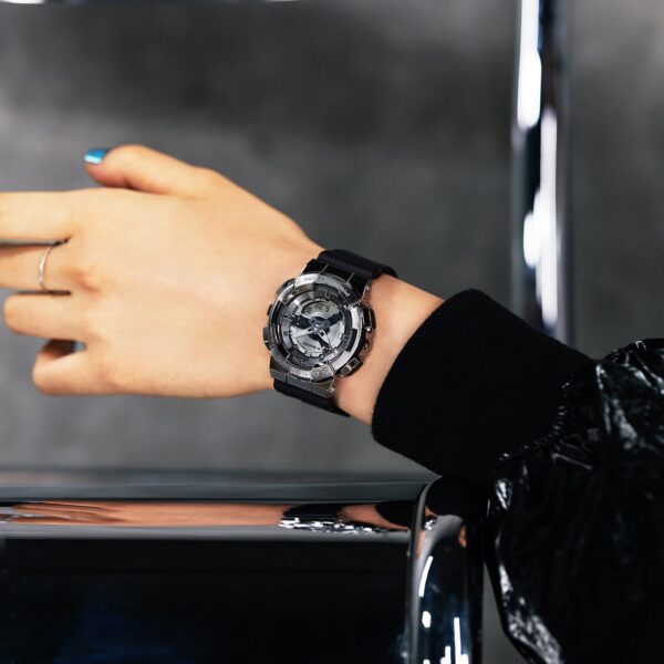 Reloj G-SHOCK Héroes correa de resina GM-S110-1A - Imagen 3