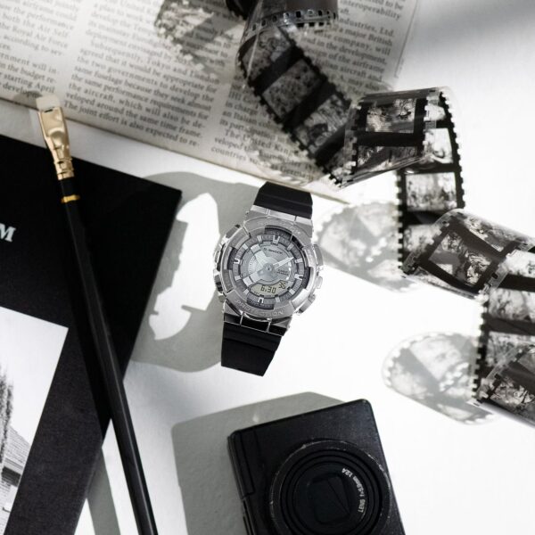 Reloj G-SHOCK Héroes correa de resina GM-S110-1A - Imagen 7